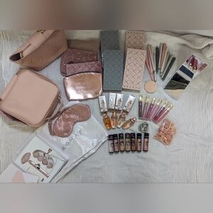 Self Care Makeup and Bag Bundle